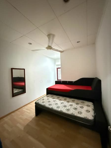 Rumah Teres 2 Tingkat untuk Dijual di U5,Taman Subang Murni (Shah Alam) - Tom Yip - Bedroom - PropertyGuru.com.my