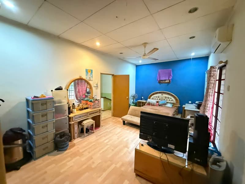 Rumah Teres 2 Tingkat untuk Dijual di U5,Taman Subang Murni (Shah Alam) - Tom Yip - Bedroom - PropertyGuru.com.my