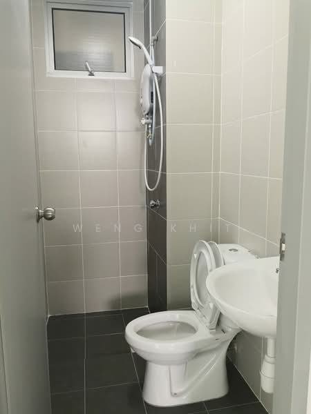 Residensi Vista Wirajaya untuk Untuk Disewa - RM 700 /bulan, Mac 2026 - Bathroom - PropertyGuru.com.my