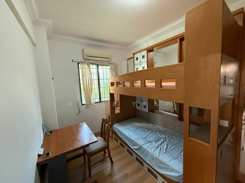 Gold Coast Resort Condominium untuk Untuk Disewa - RM 2,000 /bulan, Mac 2026 - Bedroom - PropertyGuru.com.my