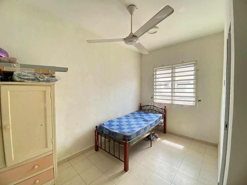 2-storey Terraced House for Sale in Bandar Baru Kerteh (Kerteh) - Muhammad Najmi - Bedroom - PropertyGuru.com.my