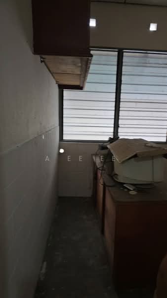 LORONG DELIMA , 1st floor office lot for rent , bu 1200sf untuk Untuk Disewa - RM 1,500 /bulan, Apr 2026 - Interior - PropertyGuru.com.my
