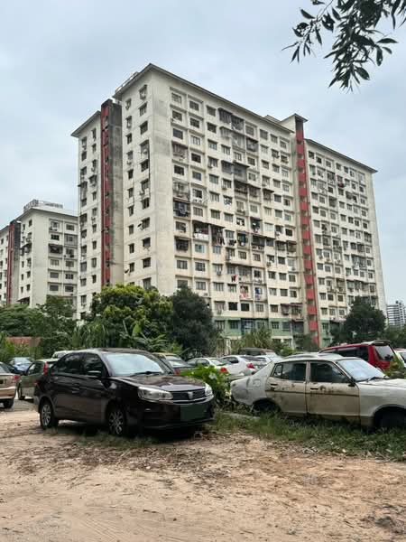 Flat for Sale at Desa Sri Puteri - SL Yap - Exterior - PropertyGuru.com.my