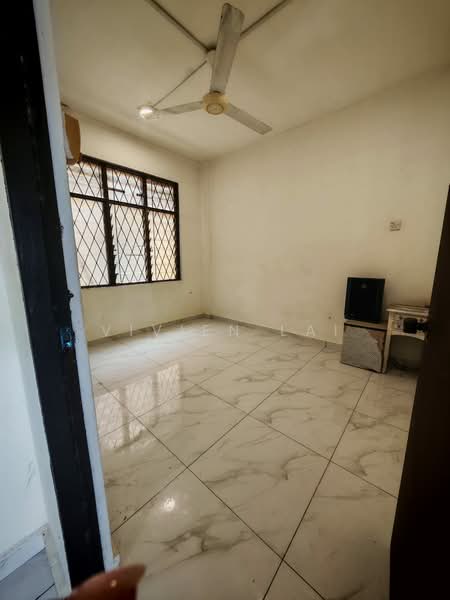 Taman Kempas untuk Untuk Disewa - RM 1,000 /bulan, Mac 2026 - Interior - PropertyGuru.com.my