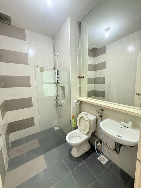 Double Storey Cluster House, Taman Gaya, Ulu Tiram, Johor untuk Untuk Disewa - RM 5,300 /bulan, Mac 2026 - Bathroom - PropertyGuru.com.my