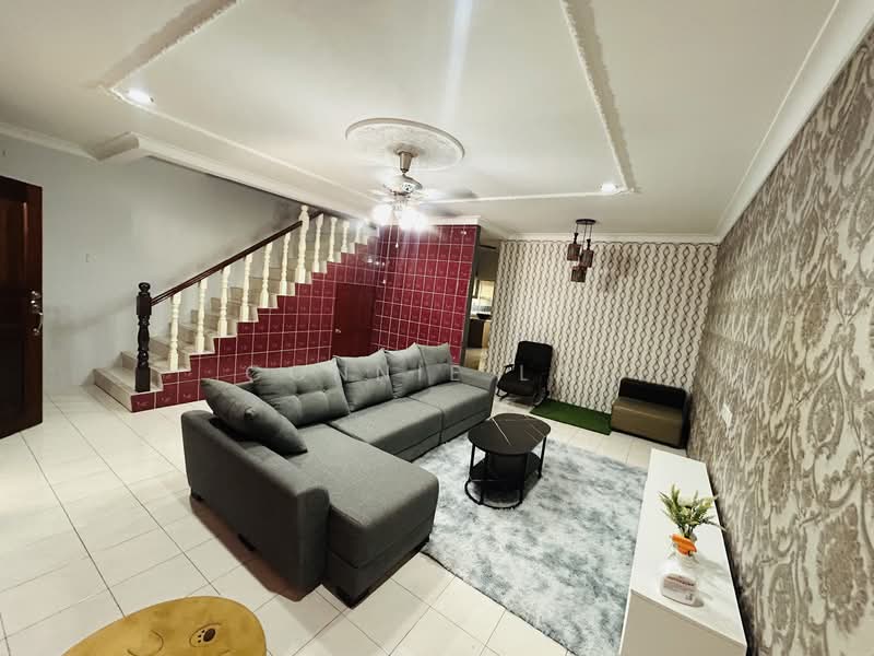 2-storey Terraced House for Rent in Taman Klebang Ria (Chemor) - Connie Lai - Living Room - PropertyGuru.com.my