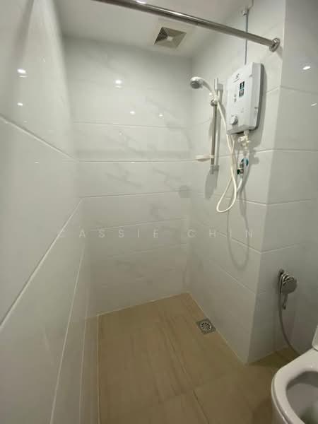 Service Residence for Rent at Country Garden Central Park - Cassie Chin - Bathroom - PropertyGuru.com.my