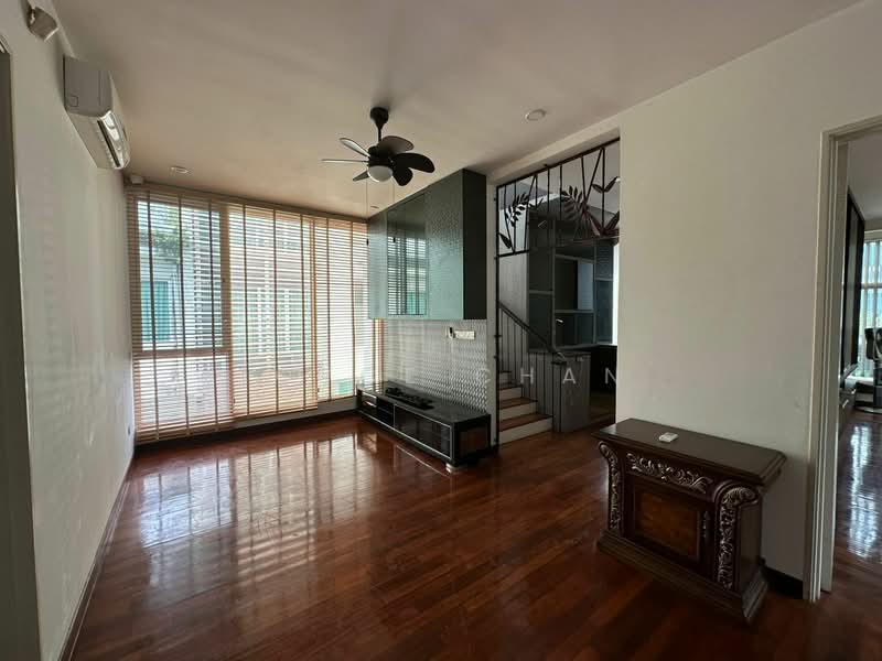 Corner Lot Bungalow Evergreen Jacaranda Garden Residence, Cyberjaya untuk Untuk Disewa - RM 2,500,000 /bulan, Mac 2026 - Living Room - PropertyGuru.com.my