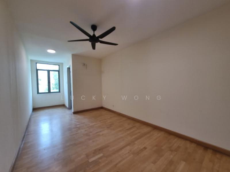 3-storey Terraced House for Sale in D'Island (Puchong) - Lucky Wong - Bedroom 3 - PropertyGuru.com.my
