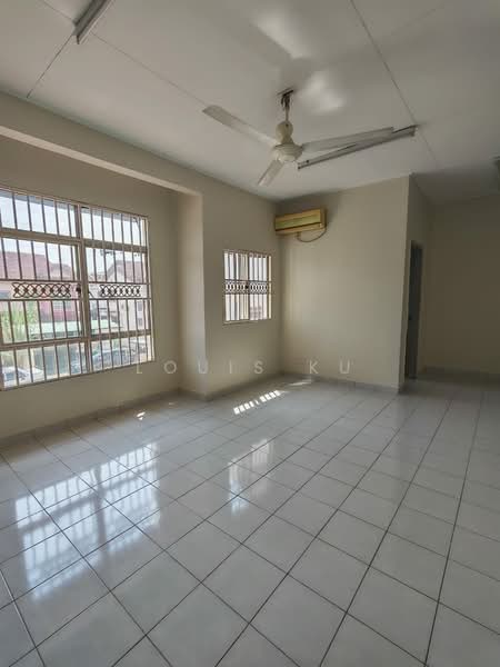 Taman Kajang Prima untuk Untuk Dijual - RM 550,000, Mac 2026 - Living Room - PropertyGuru.com.my