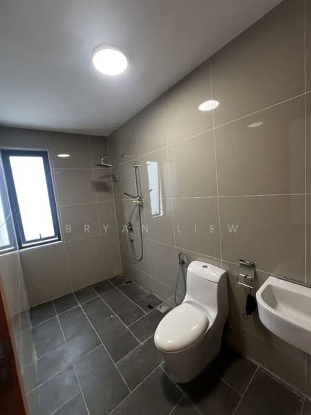 Empire Residence untuk Untuk Disewa - RM 5,000 /bulan, Mac 2026 - Bathroom - PropertyGuru.com.my