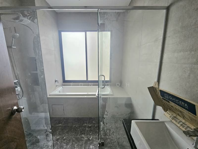 Semi-Detached House for Sale in Telok Panglima Garang (Selangor) - Leon Goh - Bathroom - PropertyGuru.com.my