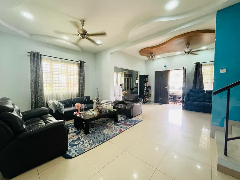 Astana Idaman Desa Alam untuk Untuk Dijual - RM 1,230,000, Mac 2026 - Living Room - PropertyGuru.com.my