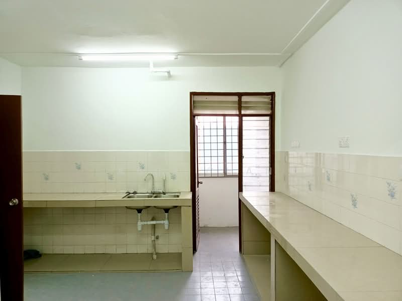 Sri Angsana Hilir untuk Untuk Disewa - RM 1,680 /bulan, Mac 2026 - Kitchen - PropertyGuru.com.my