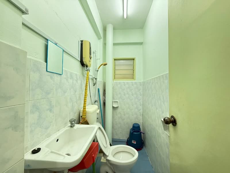 Apartment for Sale at Casa Ria Apartment - Tiffany Yang - Bathroom - PropertyGuru.com.my