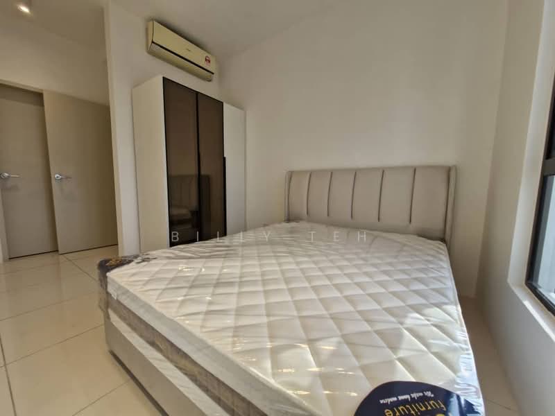 Service Residence for Sale at Vivo Executive Apartment - Billy Teh - Bedroom - PropertyGuru.com.my