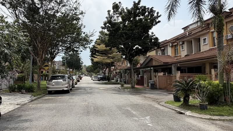 Rumah Teres untuk Dijual di Bandar Bukit Puchong (Puchong) - Ms Sim - Exterior - PropertyGuru.com.my