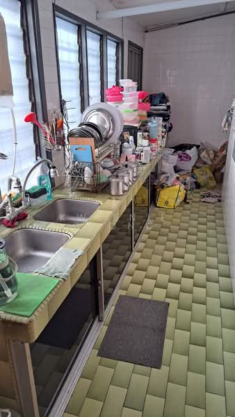 Townhouse for Sale in Taman Bukit Teratai (Ampang) - Kweenie Chong - Kitchen - PropertyGuru.com.my