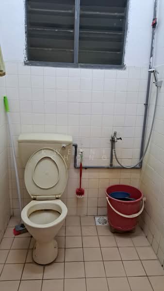 Townhouse for Sale in Taman Bukit Teratai (Ampang) - Kweenie Chong - Bathroom - PropertyGuru.com.my