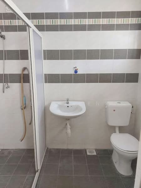 Taman Pengkalan Tiara untuk Untuk Dijual - RM 320,000, Mac 2026 - PropertyGuru.com.my