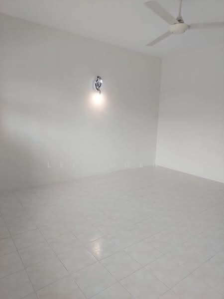 Taman Pengkalan Tiara untuk Untuk Dijual - RM 320,000, Mac 2026 - Interior - PropertyGuru.com.my