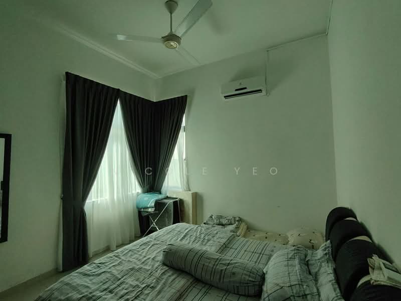 Rumah Banglo untuk Dijual di Taman Vista Kirana (Bukit Katil) - Nicole Yeo - Bedroom - PropertyGuru.com.my