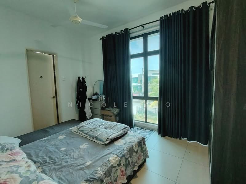 Rumah Banglo untuk Dijual di Taman Vista Kirana (Bukit Katil) - Nicole Yeo - Bedroom - PropertyGuru.com.my