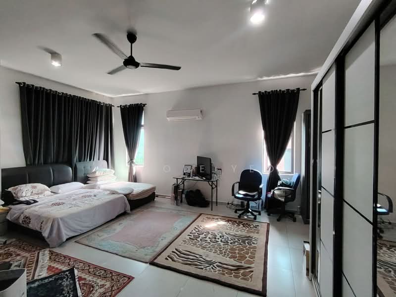 Rumah Banglo untuk Dijual di Taman Vista Kirana (Bukit Katil) - Nicole Yeo - Bedroom - PropertyGuru.com.my
