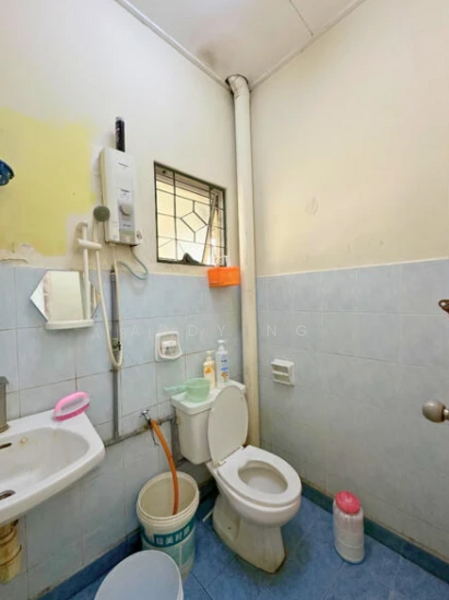 2-storey Terraced House for Sale in Kajang (Selangor) - Addy Ng - Bathroom - PropertyGuru.com.my