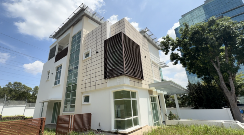 Saujana Glenmarie untuk Untuk Dijual - RM 2,922,000, Mac 2026 - Exterior - PropertyGuru.com.my