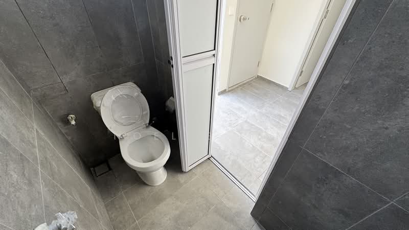 Terraced House for Sale in Taman Bukit Serdang (Seri Kembangan) - Noelle Tan - Bathroom - PropertyGuru.com.my