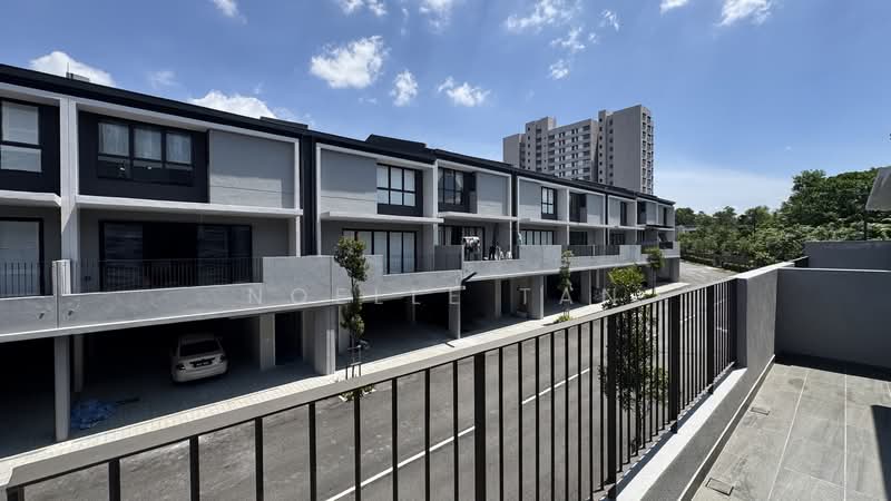 Terraced House for Sale in Taman Bukit Serdang (Seri Kembangan) - Noelle Tan - Neighbourhood/Street View - PropertyGuru.com.my