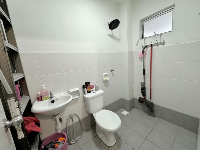 Hillpark 3 (Phase 3), Bandar Teknologi Kajang untuk Untuk Disewa - RM 2,300 /bulan, Apr 2026 - Bathroom - PropertyGuru.com.my