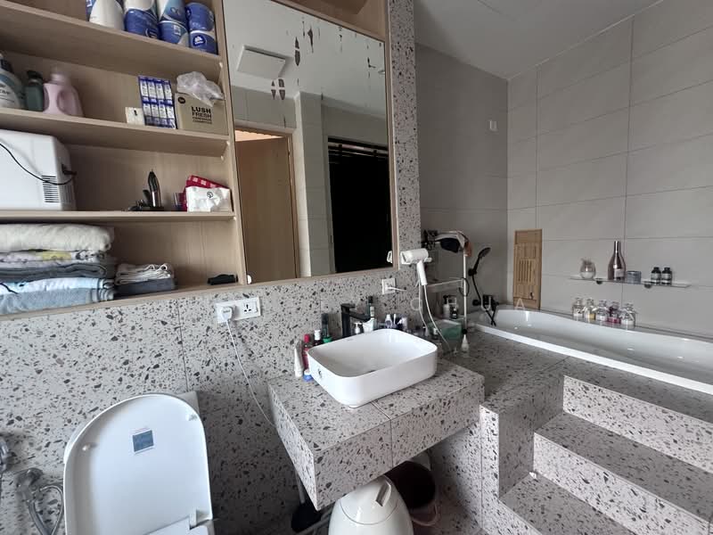 Semanea Hills - Phase H1A & H1B untuk Untuk Dijual - RM 1,260,000, Mac 2026 - Bathroom - PropertyGuru.com.my