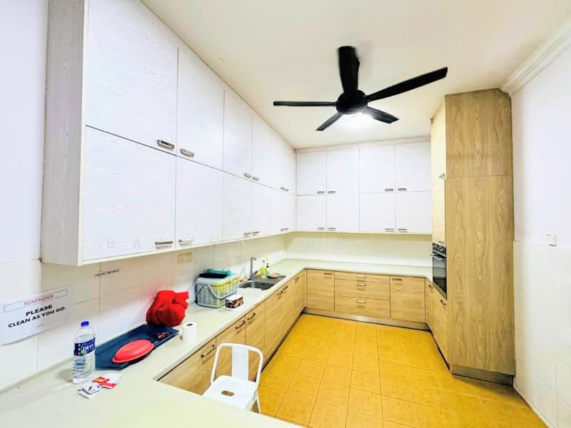Denai Alam untuk Untuk Dijual - RM 1,150,000, Mac 2026 - Kitchen - PropertyGuru.com.my