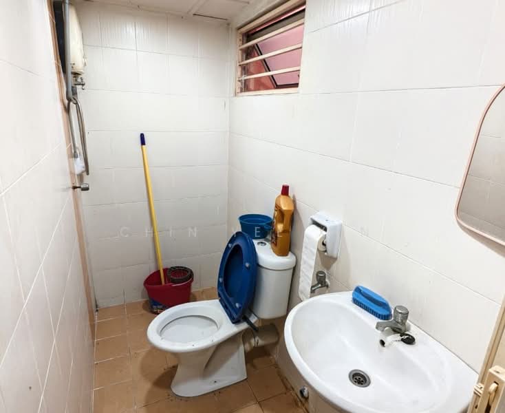 Townhouse for Sale in Batu Caves (Selangor) - Chin Yee Xin - Bathroom - PropertyGuru.com.my