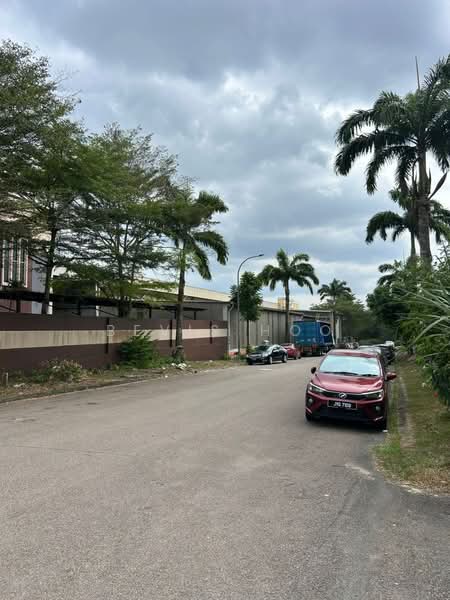 Detached Factory for Rent in Taman Perindustrian Gemilang (Ulu Tiram) - Bevis Hoo - Exterior - PropertyGuru.com.my