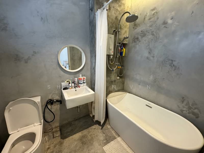 2-storey Terraced House for Sale in Kota Emerald (Rawang) - Sharrvin Vin - Bathroom - PropertyGuru.com.my