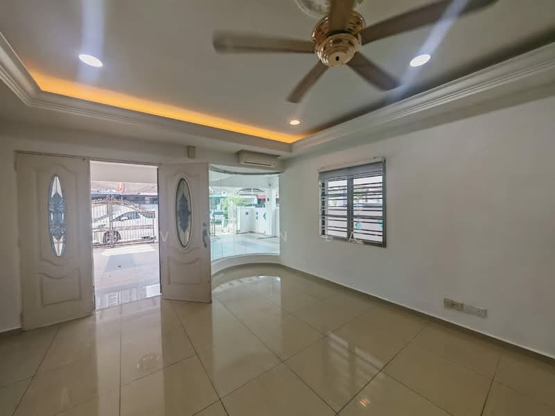 BUKIT INDAH BANDAR NUSAJAYA untuk Untuk Disewa - RM 3,500 /bulan, Mac 2026 - Living Room - PropertyGuru.com.my