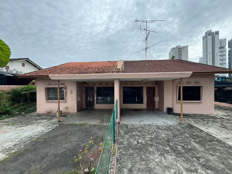 Taman Century untuk Untuk Disewa - RM 15,000 /bulan, Mac 2026 - Exterior - PropertyGuru.com.my