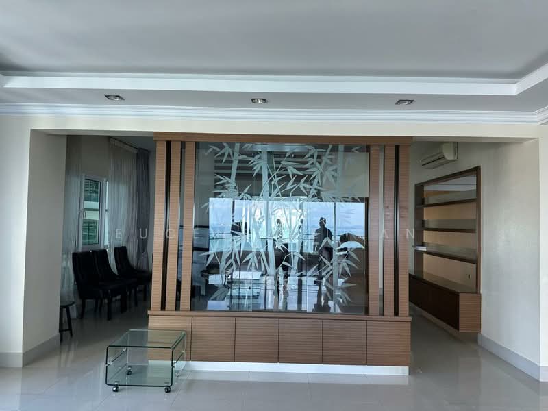 Condominium for Sale at The Cove Condominium - Eugene YE Tan - Living Room - PropertyGuru.com.my