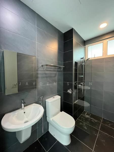 Condominium for Rent at Setia Pinnacle - Jayden Soon - Bathroom - PropertyGuru.com.my