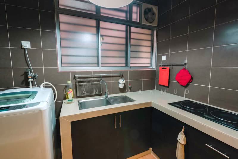 Service Residence for Sale at Kuchai Avenue - Juliana Mahmud - Kitchen - PropertyGuru.com.my