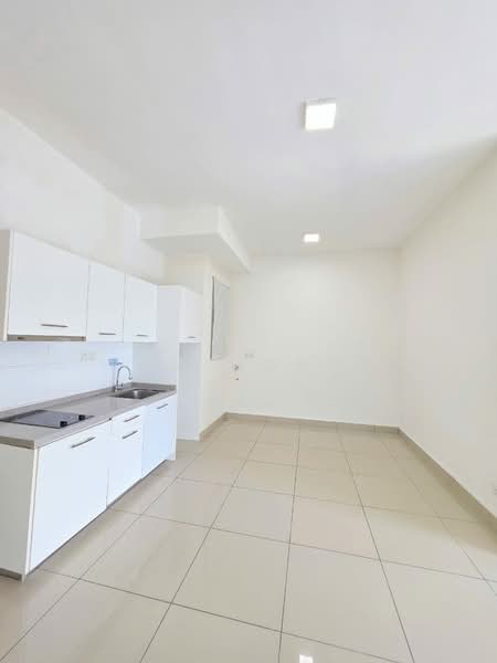 Cybersquare untuk Untuk Disewa - RM 1,400 /bulan, Mac 2026 - Kitchen - PropertyGuru.com.my