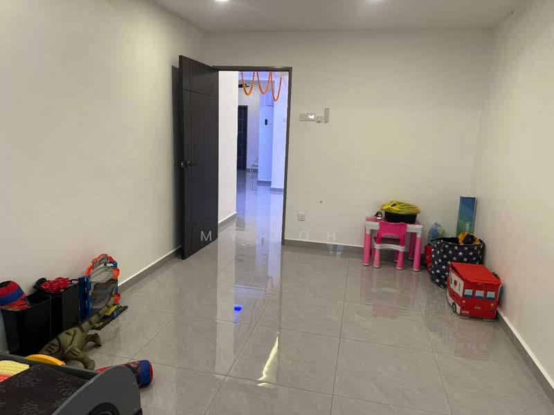 2-storey Terraced House for Sale in Medan Batu Caves (Batu Caves) - MY Loh - Interior - PropertyGuru.com.my