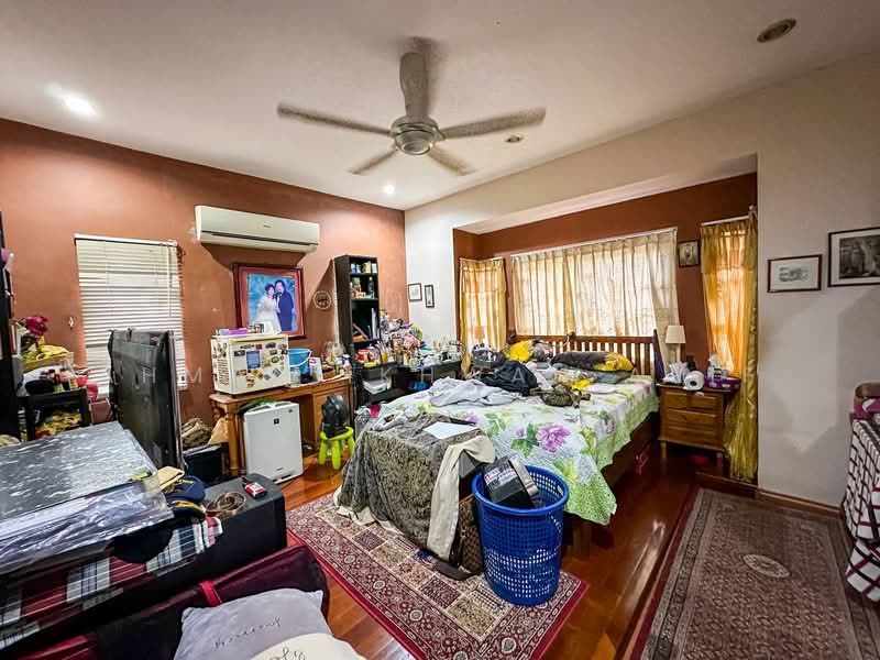 Semi-Detached House for Sale in Taman Seri Damai (Kajang) - Ahmad Ikhwan Arif - Bedroom - PropertyGuru.com.my