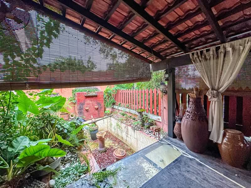 Semi-Detached House for Sale in Taman Seri Damai (Kajang) - Ahmad Ikhwan Arif - Garden - PropertyGuru.com.my