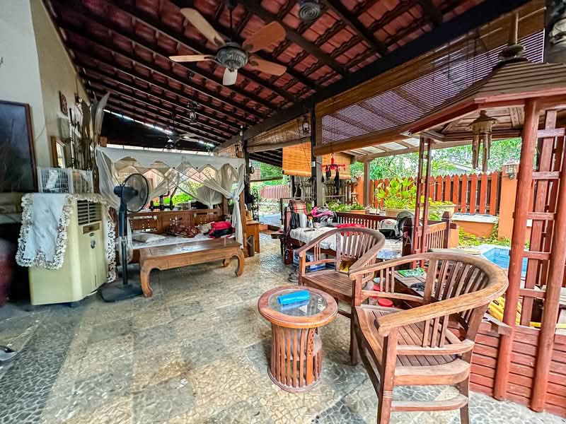 Semi-Detached House for Sale in Taman Seri Damai (Kajang) - Ahmad Ikhwan Arif - Exterior - PropertyGuru.com.my