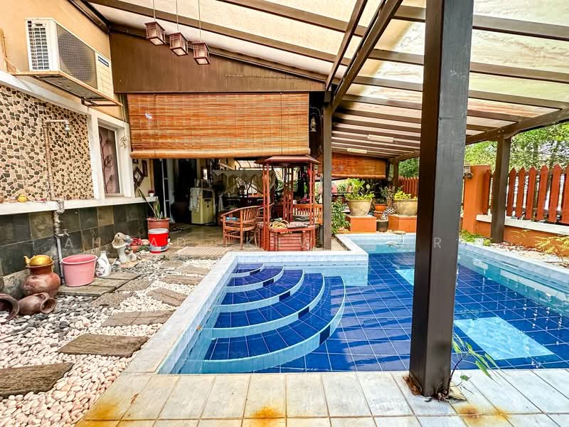 Semi-Detached House for Sale in Taman Seri Damai (Kajang) - Ahmad Ikhwan Arif - Exterior - PropertyGuru.com.my