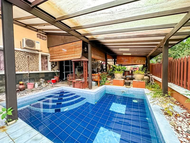 Semi-Detached House for Sale in Taman Seri Damai (Kajang) - Ahmad Ikhwan Arif - Exterior - PropertyGuru.com.my